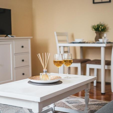 Central And Modern Apartment With Free Parking Timișoara Zewnętrze zdjęcie